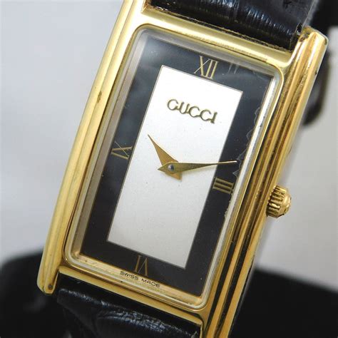 Gucci 2600M Watch .